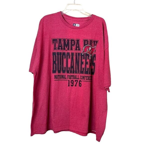 Tampa Bay Buccaneers Red T-Shirt Size 3XL - Picture 1 of 5